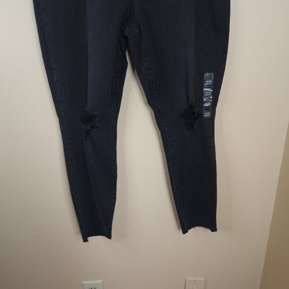 GAP Women's High Rise Legging Jeans in Black Size 16 - Picture 3 of 11